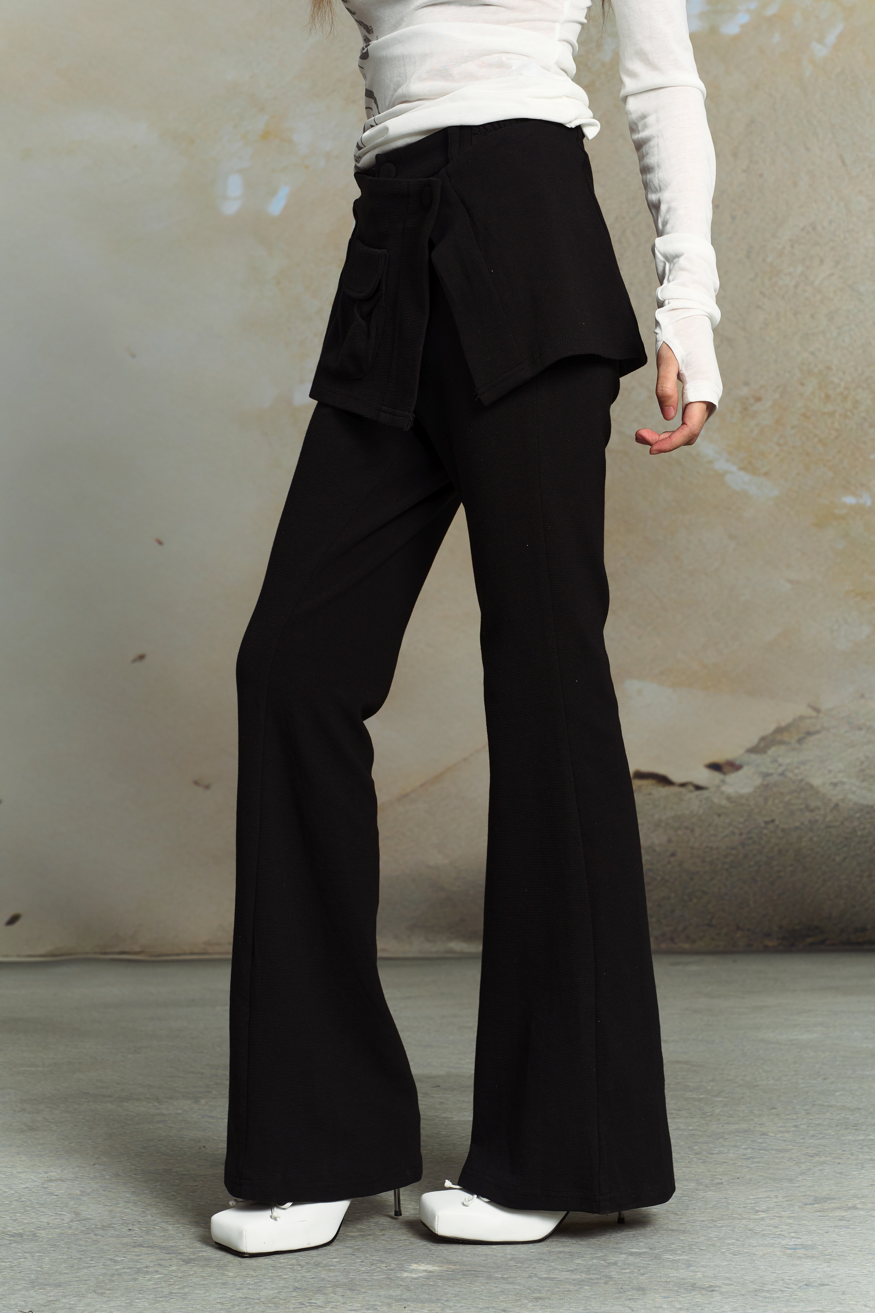 2026 Early Spring! Focus Storm American Design Loose Trendy Micro-Flare Long Casual Pants (with Detachable Layered Panel) R5068# zx - Focus Storm